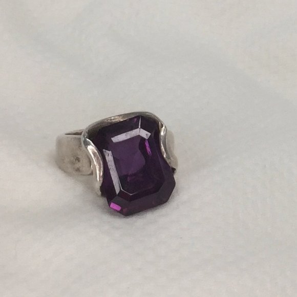 Handcrafted Silver Free-Form Color-Changing Sapphire Ring - Sz 6 - Picture 1 of 13